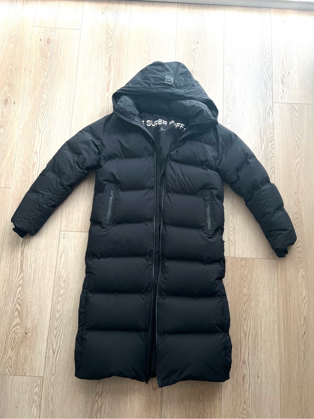 Aritzia Tna The Super Puff₂O™ Long - Rainstop™ Sz M